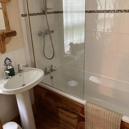 Ferienhaus Holmedale With Outdoor Terrace In The Heart Of Robin Hoods Bay