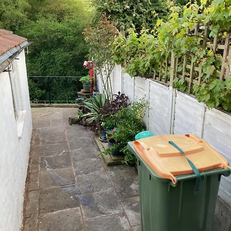 Casa de Férias Holmedale With Outdoor Terrace In The Heart Of Robin Hoods Bay Robin Hood's Bay